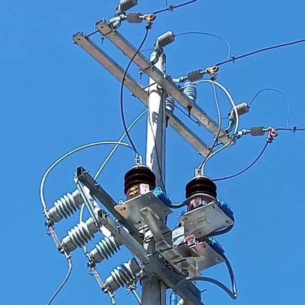 Equipo Compacto De Medición Tipo Poste 15, 23 Y 34.5kv